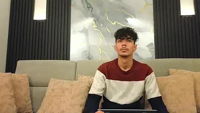 boysonfiree — Kiss