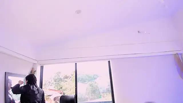 catleya_noire — spanks ass in doggy