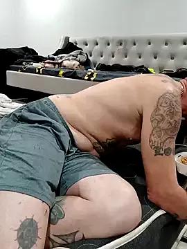 deepinnnnn on StripChat 