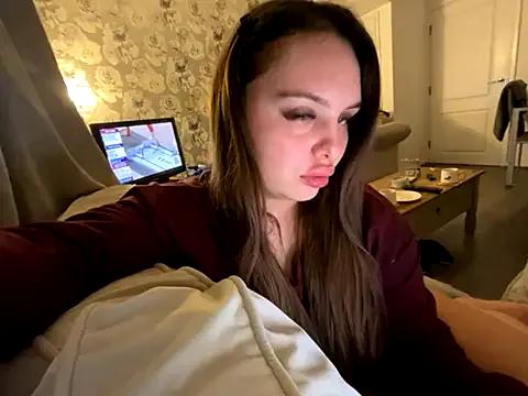 EllaStarrxxx — OUT