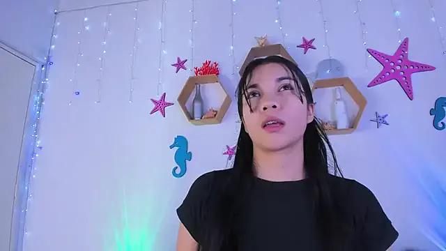 Emiily_Parkerr on StripChat 