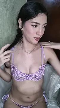 Emily-hottson — Freechat on StripChat