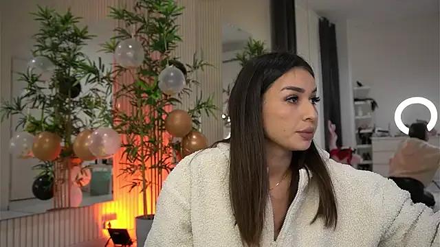 EmmaBlanco — Get me playin wirh domi and dildo