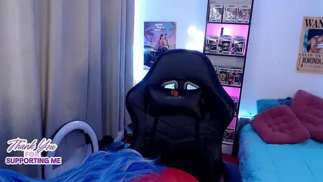 Emmy_Ruiz on StripChat 