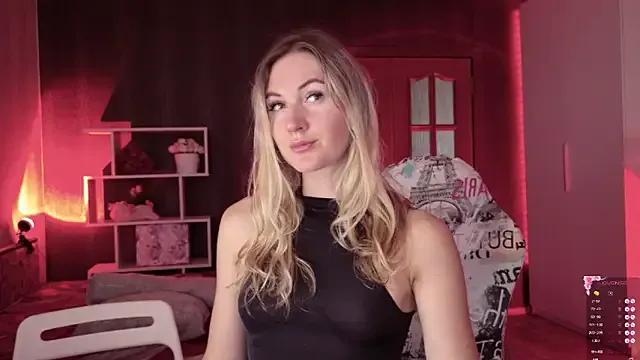 Hello_Lisha on StripChat 