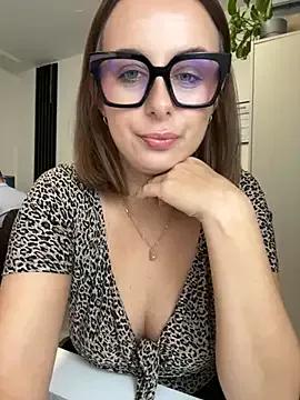 Hii_Lolla on StripChat 