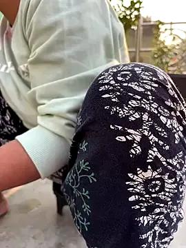 Ishikaranaa on StripChat 