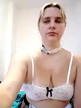 JessicaItalia on StripChat 