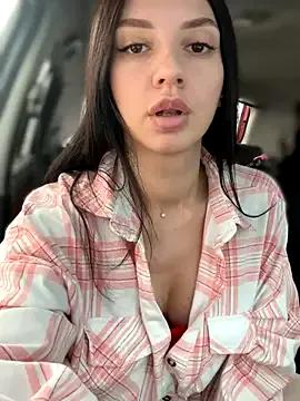 JulliaVegas on StripChat 