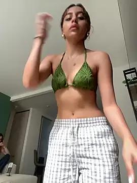 Katee_Jones — FINGERS PUSSY WET DEEP 