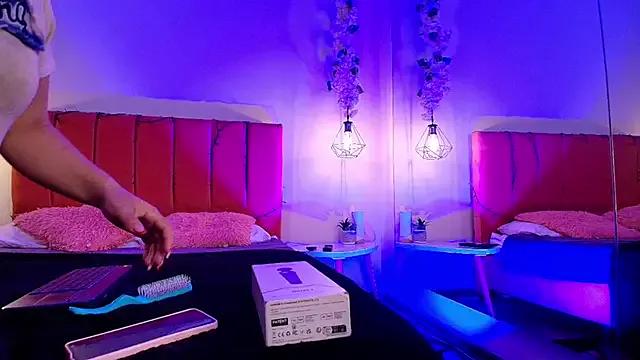 Kiaraa88 — show pantyhouse