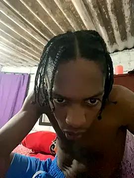 Larry-n-clouds — Freechat on StripChat