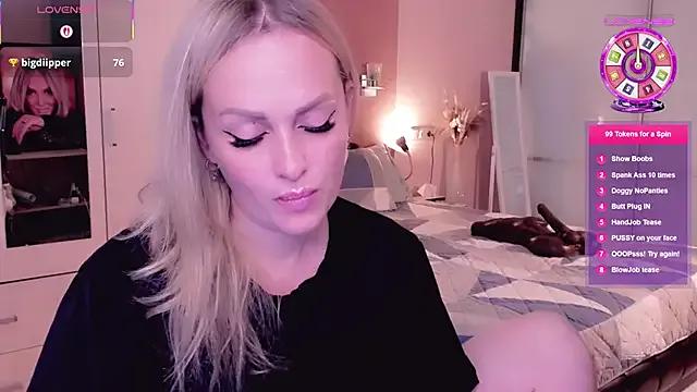 Libby_Nora on StripChat 