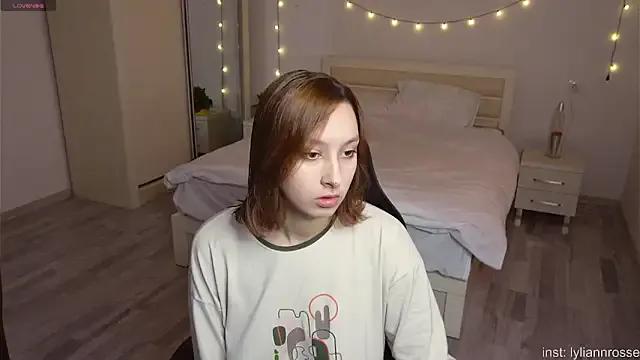LilyannRosse on StripChat 