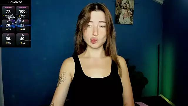 Luxuryalma on StripChat 