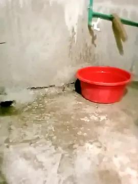 Maymay0033 on StripChat 