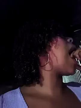 Mia-sensual — Flash tits 