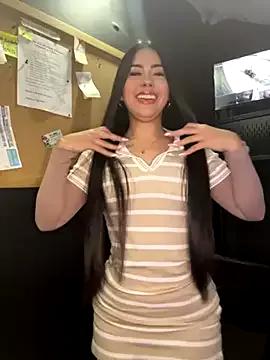 Miss_blue69 on StripChat 