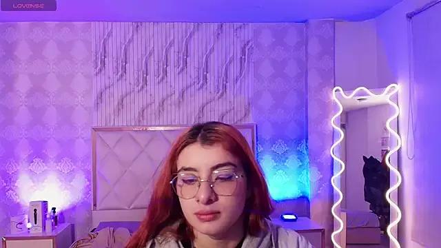Naomy_tay1 — Surprise! Exclusive Show, Cowgirl 