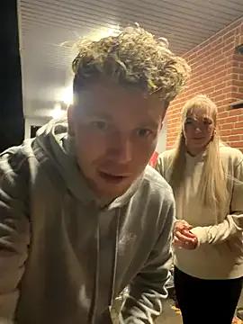 NickyGold_Official on StripChat