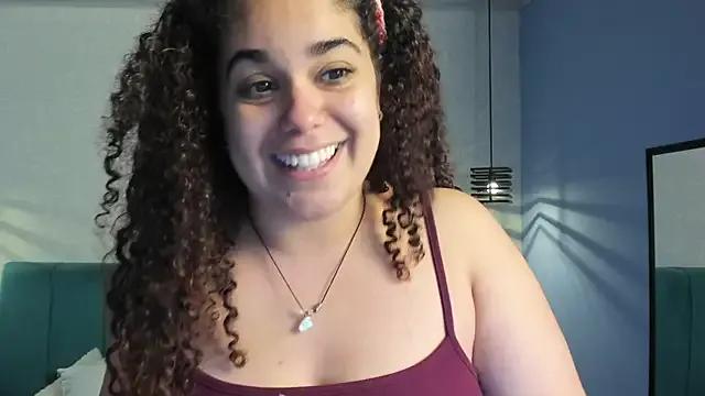 ninna_curly on StripChat 