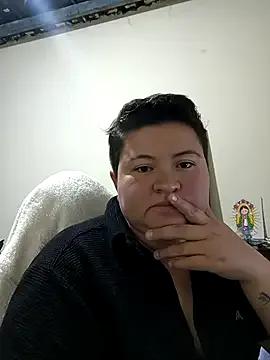 Noha_Whiitee — Show my oiled pussy