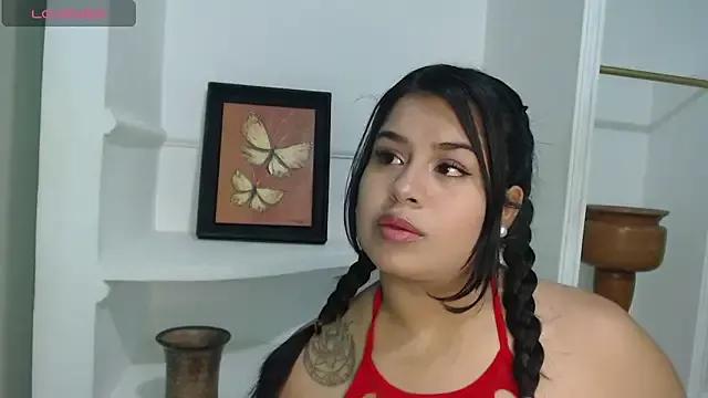 SamanthaSmiithh on StripChat 