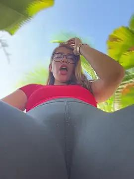 sara_calderon — PANTY OFF + FINGER IN MY WET PUSSY 