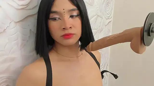 Sarahi_Camila on StripChat 