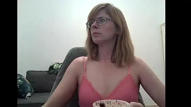 SavannaGirly on StripChat 