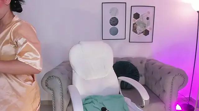 Sharon_breezee — toy control for 5 minutes