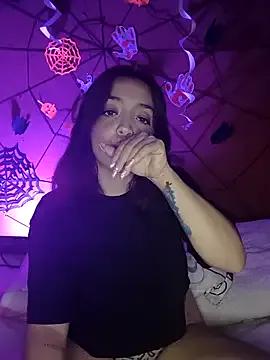 summi10 on StripChat 