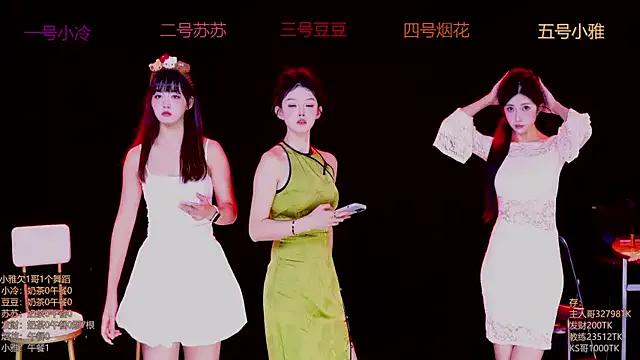 Sweet--Baby on StripChat 