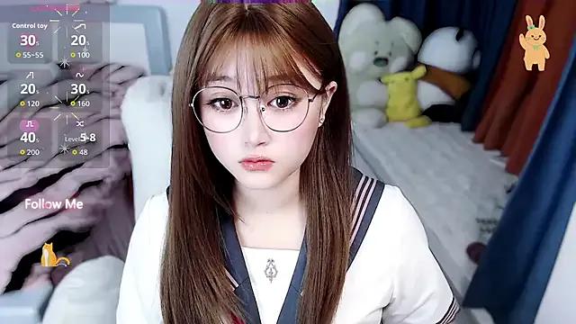 Sweet-18wanwan on StripChat 